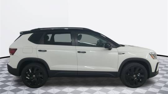 2024 Volkswagen Taos