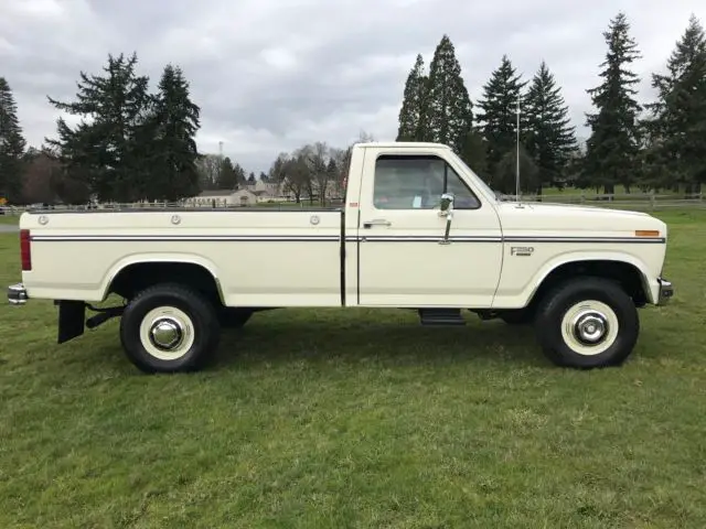 1985 ford f-250 4x4 xlt lariat longbed 460 v8 engine excellent condition !!!