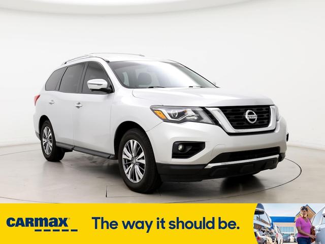 2019 nissan pathfinder sl