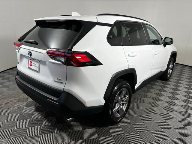2024 toyota rav4 hybrid le