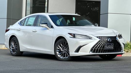 2025 Lexus ES