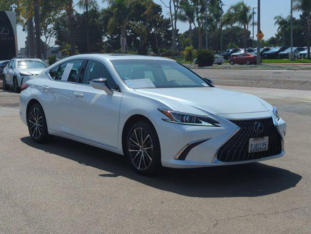 2024 lexus es 300h base