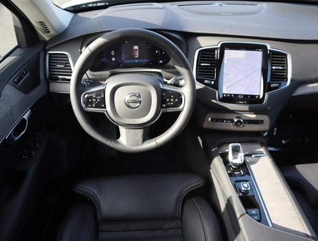 2024 volvo xc90 b6 awd ultimate bright theme 6p