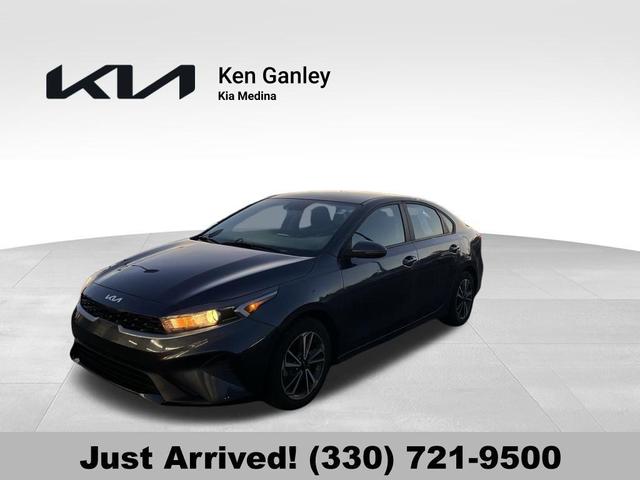 2022 kia forte lxs