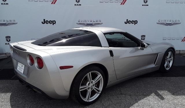 2008 chevrolet corvette indy 500 pace car replica