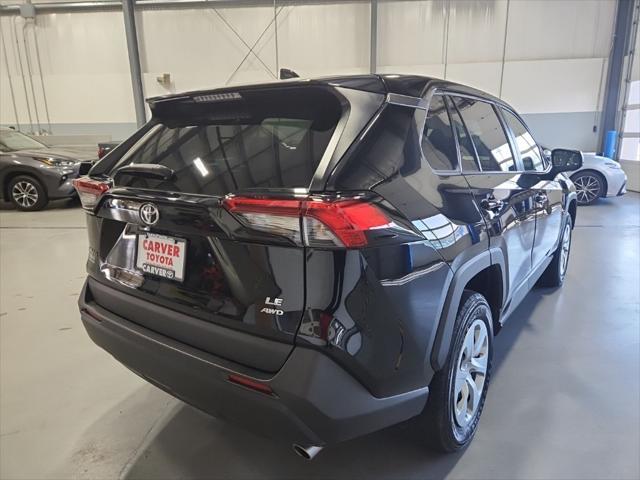 2022 toyota rav4 le