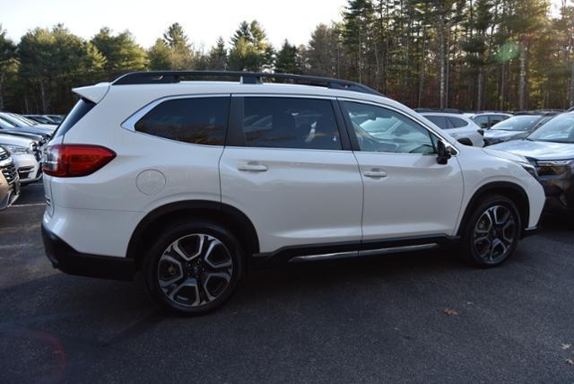 2023 subaru ascent limited 8-passenger