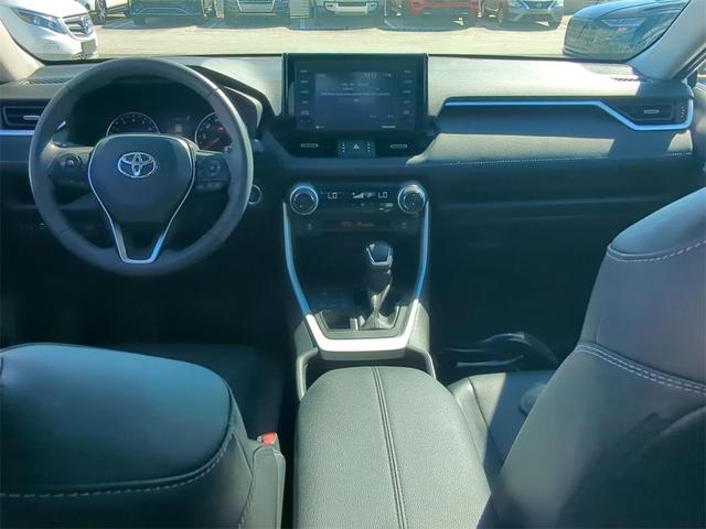 2022 toyota rav4 xle premium