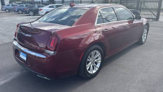 2019 Chrysler 300