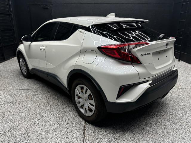 2019 toyota c-hr le