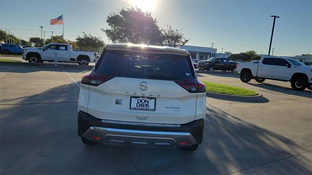 2021 nissan rogue platinum