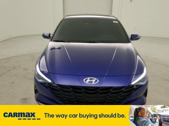 2023 hyundai elantra se
