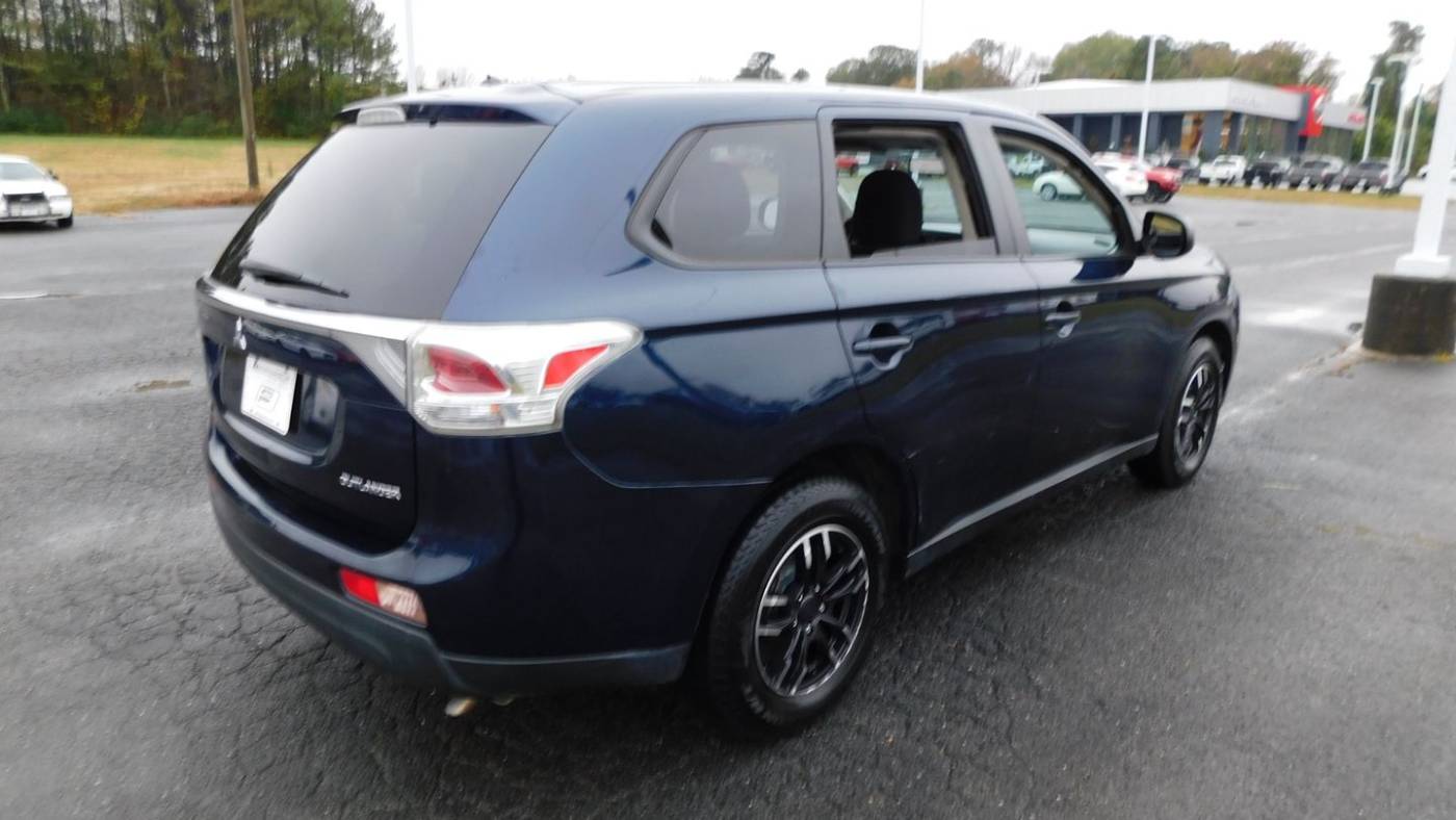 2014 mitsubishi outlander es
