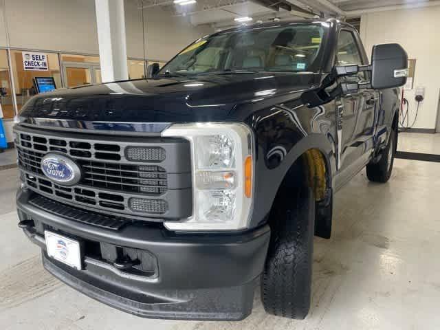 2023 ford f-350 xl