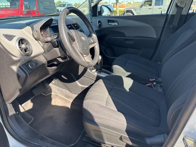 2014 chevrolet sonic lt