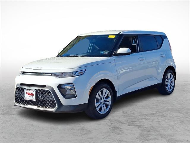 2022 kia soul lx
