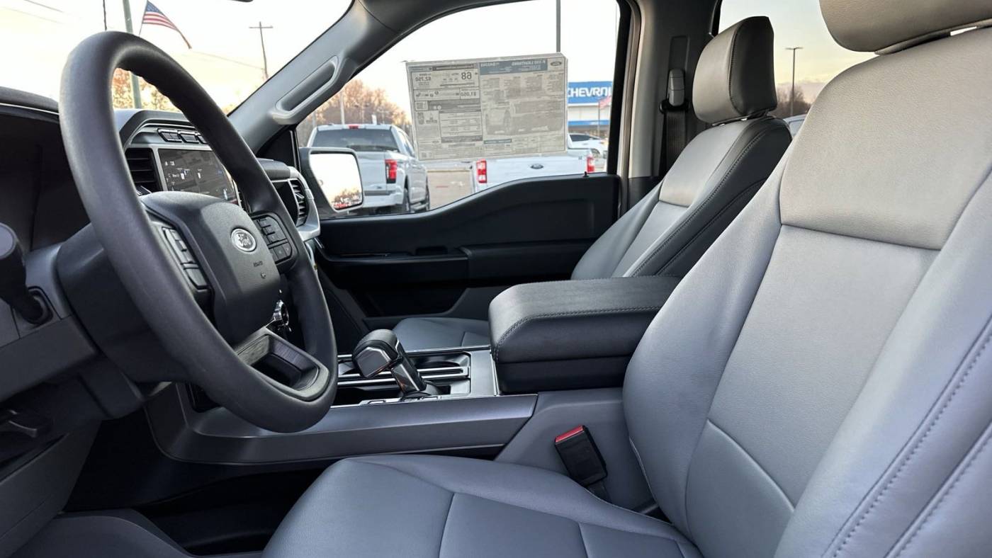 2023 ford f-150 lightning pro