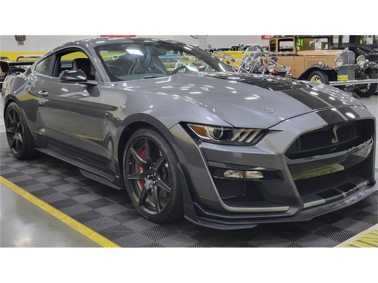 2021 ford mustang