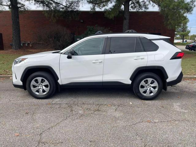 2021 toyota rav4 le