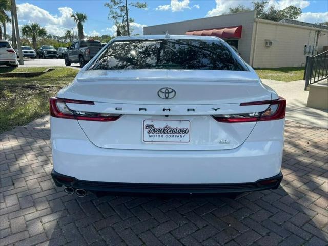 2025 toyota camry le