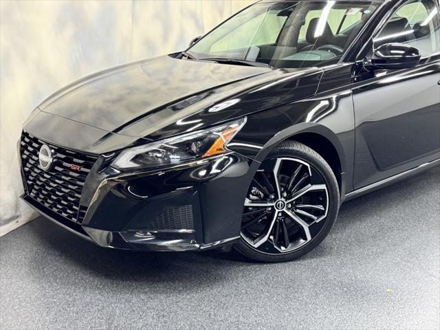 2023 nissan altima sr fwd