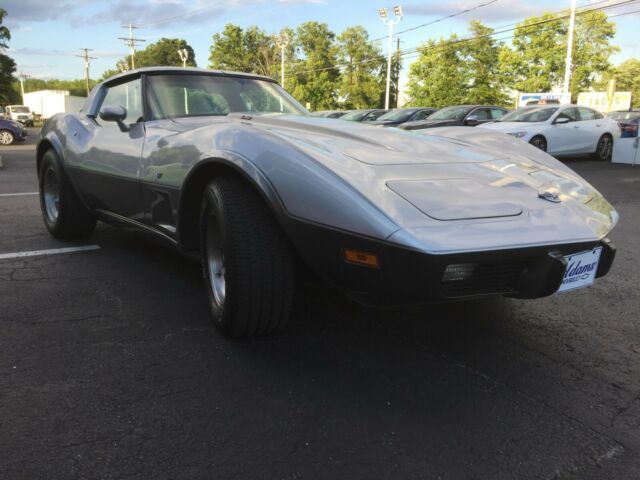 1978 chevrolet corvette l-48 4 speed