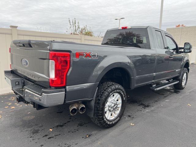 2019 ford f-350 xlt