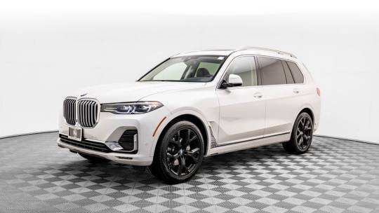 2022 BMW X7