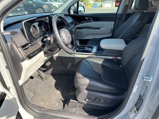 2023 kia carnival ex