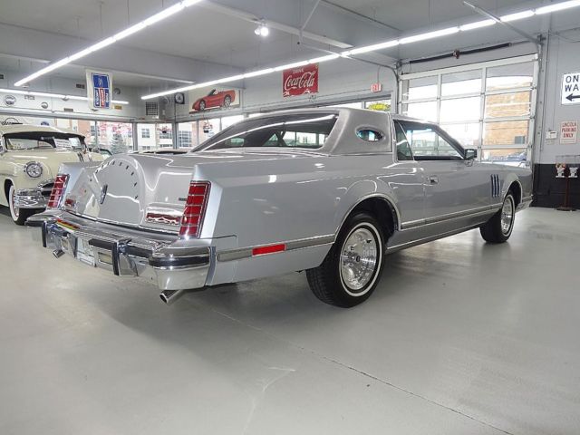 1977 lincoln mark v silver 8 cyl automatic