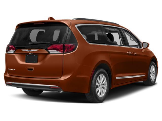 2018 chrysler pacifica touring-l plus