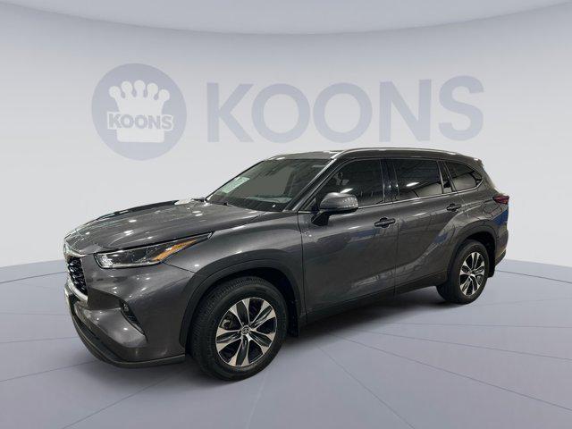 2021 toyota highlander xle
