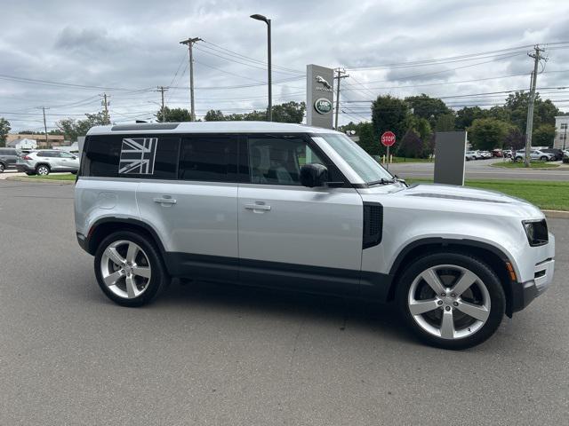 2024 land rover defender 110 p500 se