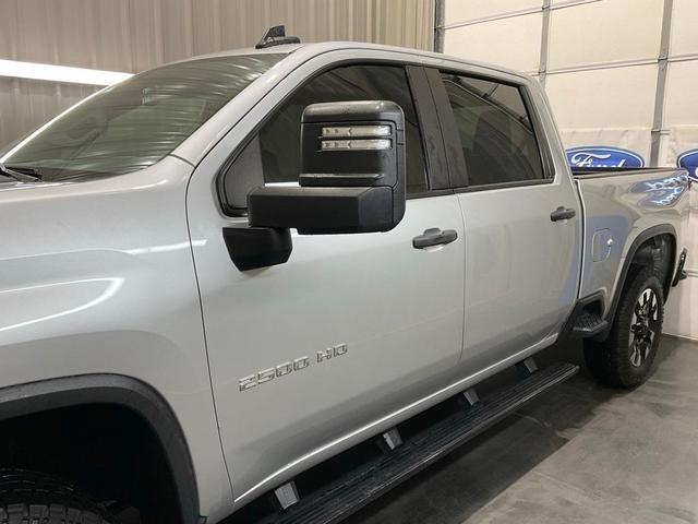 2020 chevrolet silverado 2500 custom