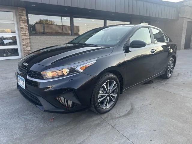 2024 kia forte lxs