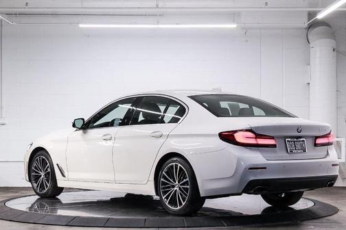2021 bmw 530