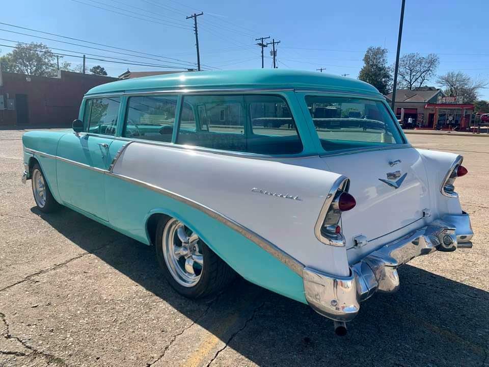 210 / 2 door station wagon v8 automatic
