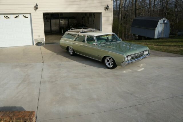 1964 vista cruiser -rare, california car, air, very nice, slick driver