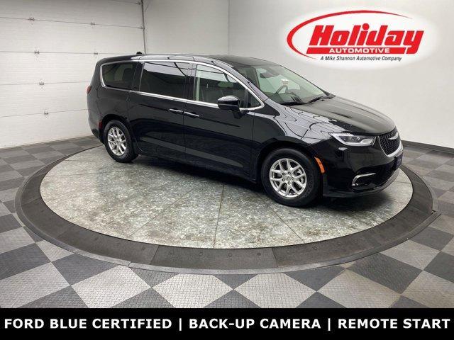 2023 chrysler pacifica touring-l