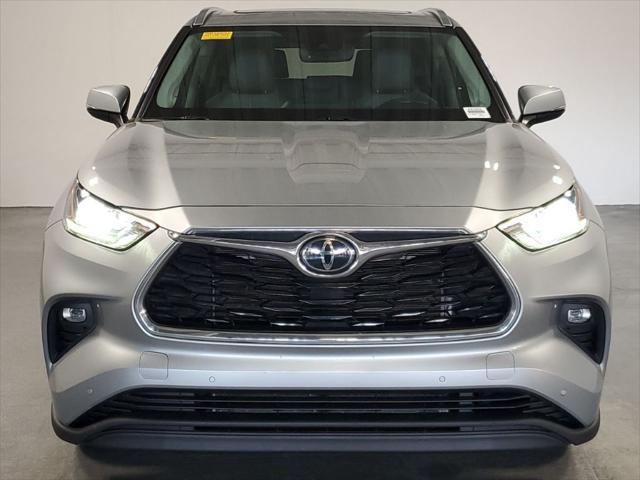 2021 toyota highlander limited
