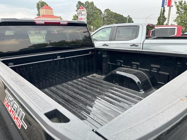 2022 chevrolet silverado 1500 custom trail boss