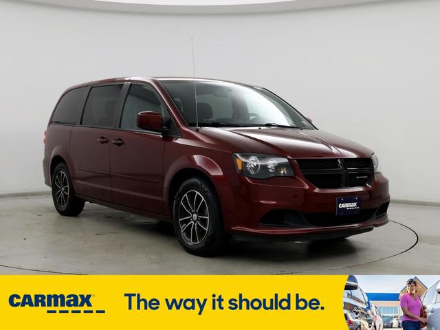 2016 dodge grand caravan se