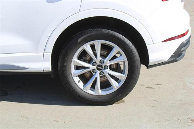2023 audi q3 45 s line premium