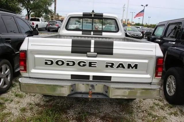 1986 dodge ram, silver with 253,083 miles available now!