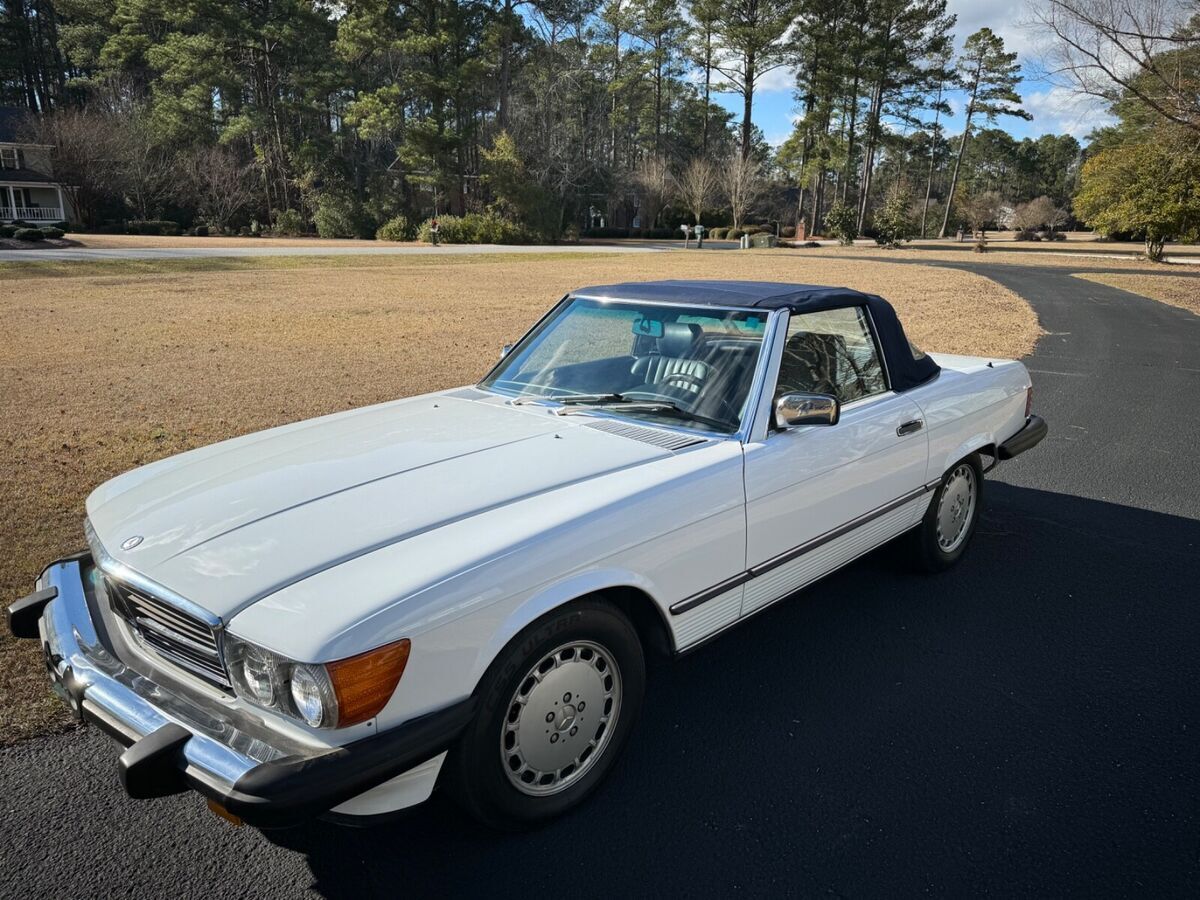 mercedes benz 560 sl convertible 1988 78,400 miles excellent condition