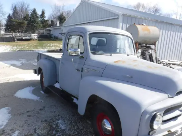 1955 international harvester r-110 pick up truck
