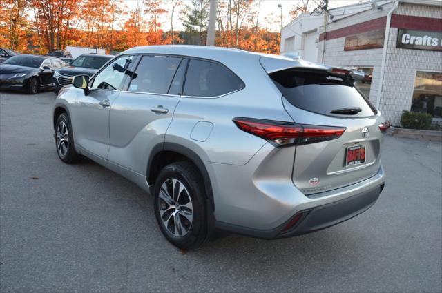 2021 toyota highlander xle