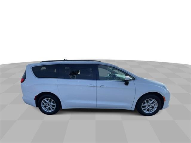 2020 chrysler voyager lxi