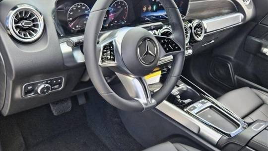 2025 Mercedes-Benz GLB