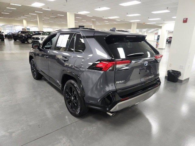 2022 toyota rav4 hybrid se